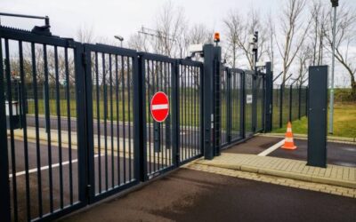 Comment poser un portail autoportant industriel ?